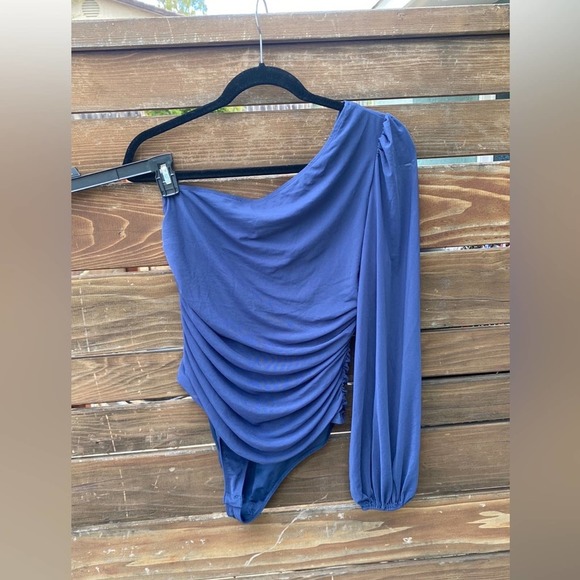 Anrabess Blue One Shoulder Mesh Bodysuit - L - Picture 4 of 5